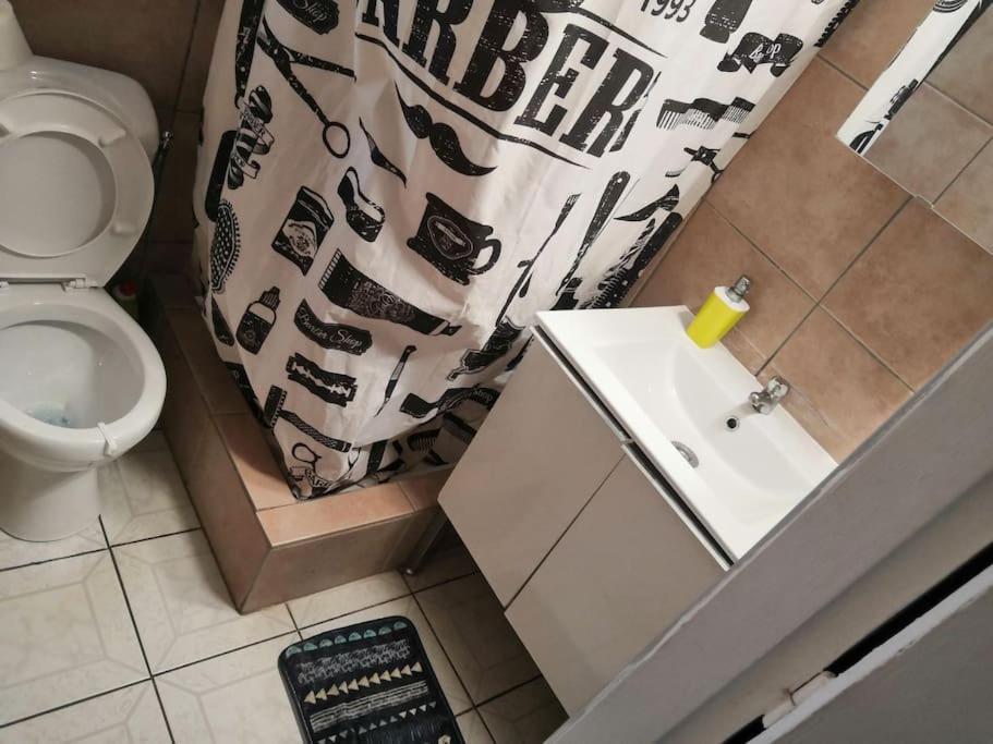 Appartement Idealement Situe Saint-Denis Luaran gambar